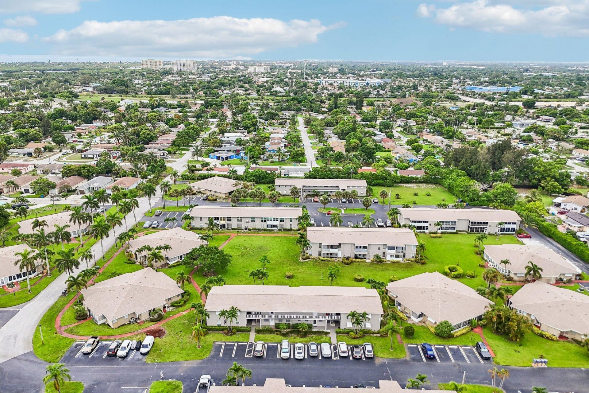 312 NE 17th Avenue, Unit 202, Boynton Beach, FL 33435 Photo
