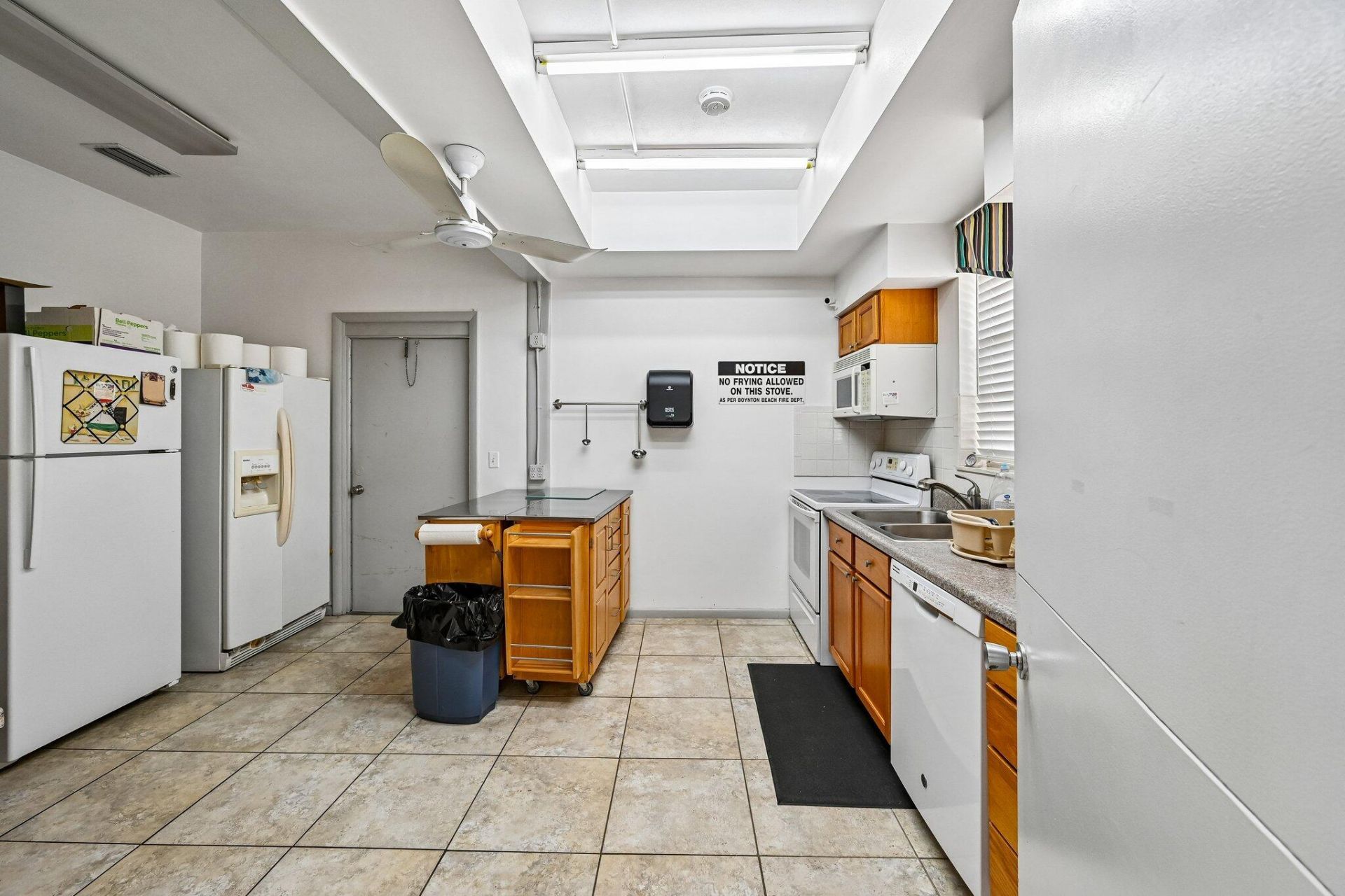 312 NE 17th Avenue, Unit 202, Boynton Beach, FL 33435 Photo