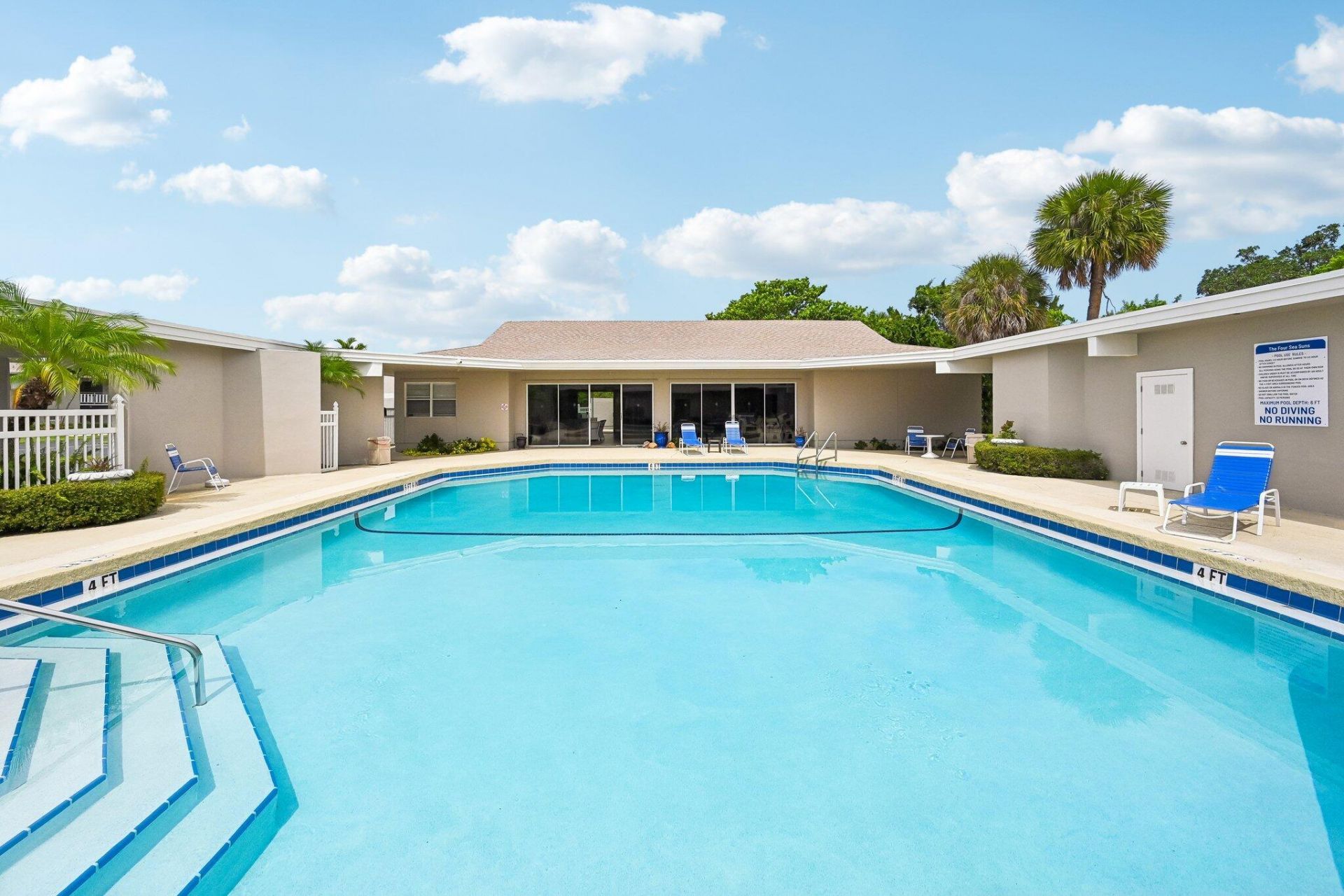 312 NE 17th Avenue, Unit 202, Boynton Beach, FL 33435 Photo
