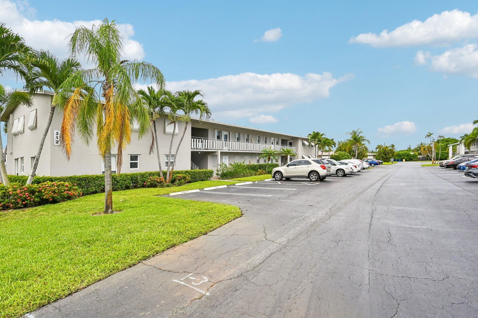 312 NE 17th Avenue, Unit 202, Boynton Beach, FL 33435 Photo