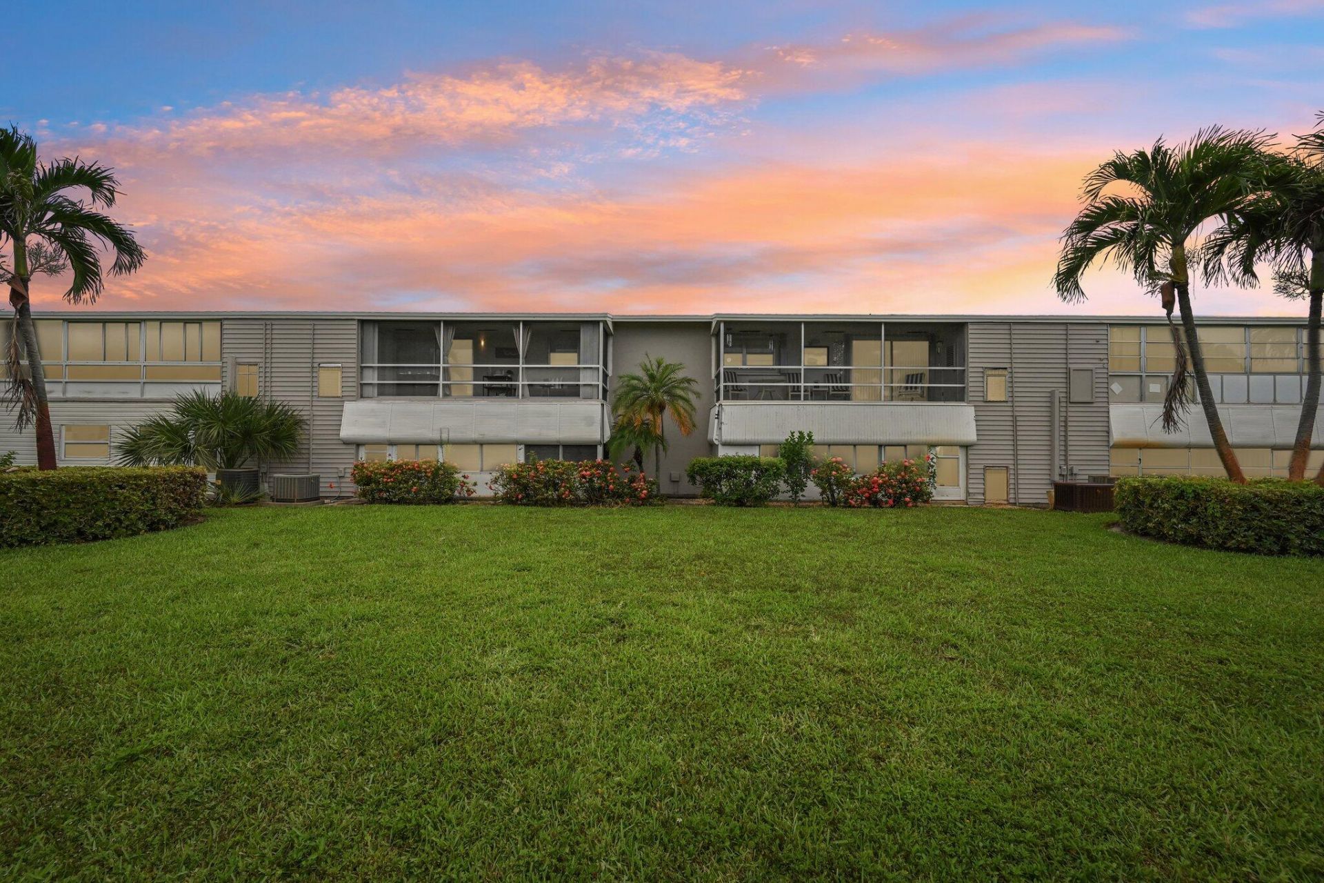 312 NE 17th Avenue, Unit 202, Boynton Beach, FL 33435 Photo