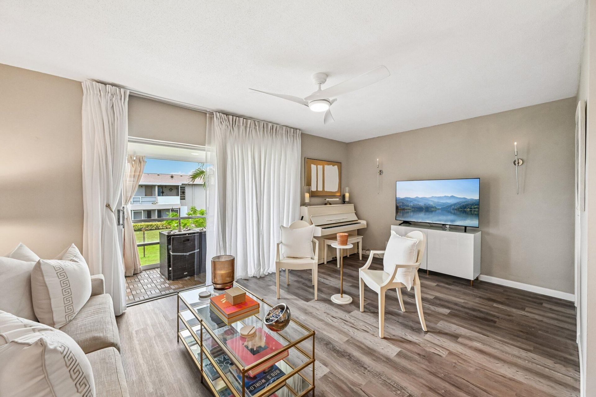 312 NE 17th Avenue, Unit 202, Boynton Beach, FL 33435 Photo