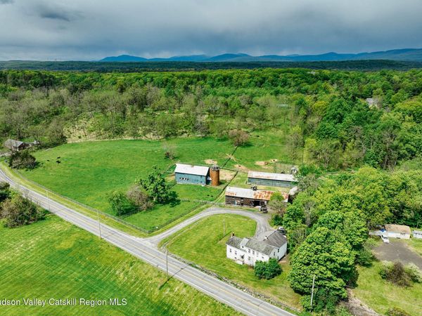 1693 New York 32 , Saugerties, NY 12477