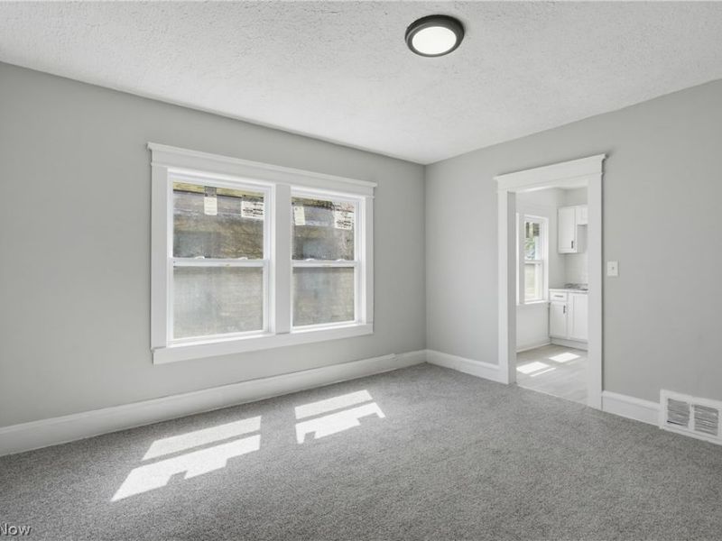 9306 Pierpont Avenue, Cleveland, OH 44108 Photo 18
