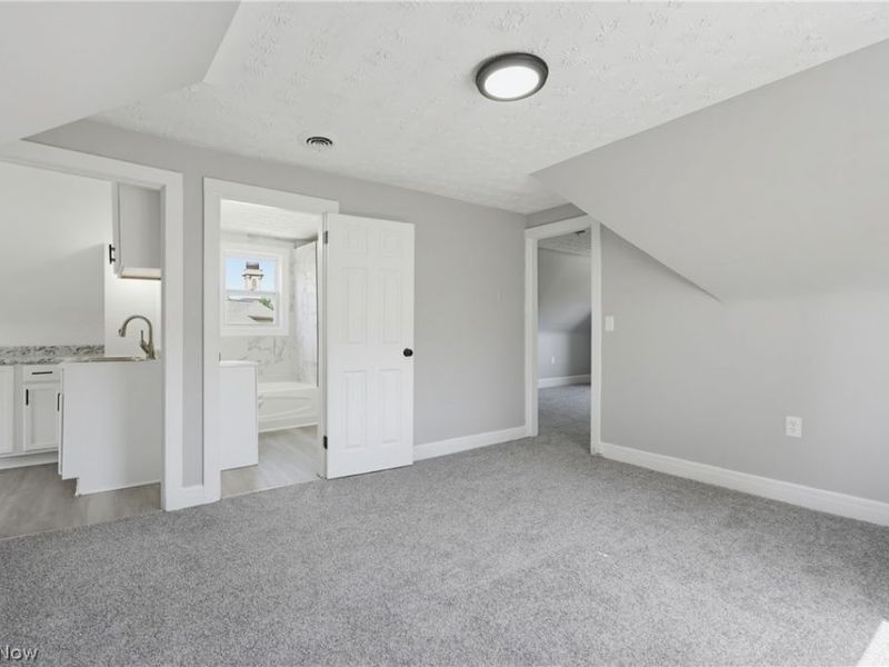 9306 Pierpont Avenue, Cleveland, OH 44108 Photo 30