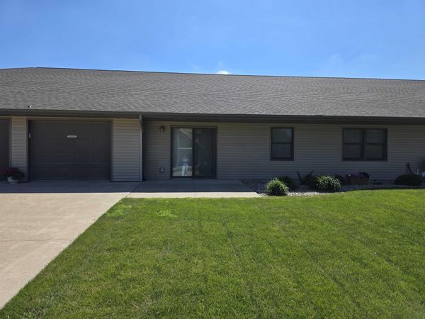 106 County Rd N, Unit 4, Hospers, IA 51238