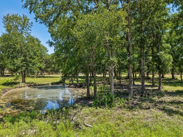 9240 County Road 272 , Bertram, TX 78605