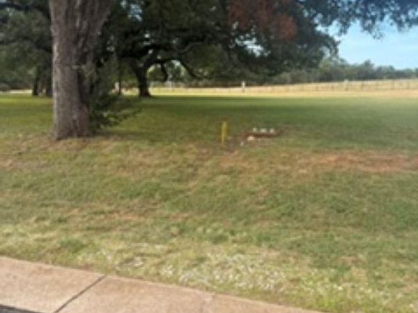 127 Edwards CIR , Horseshoe Bay, TX 78657