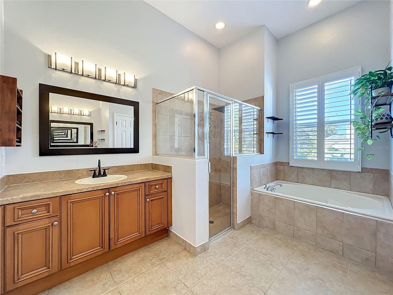 2916 Majestic Isle Drive , Clermont, FL 34711 Photo