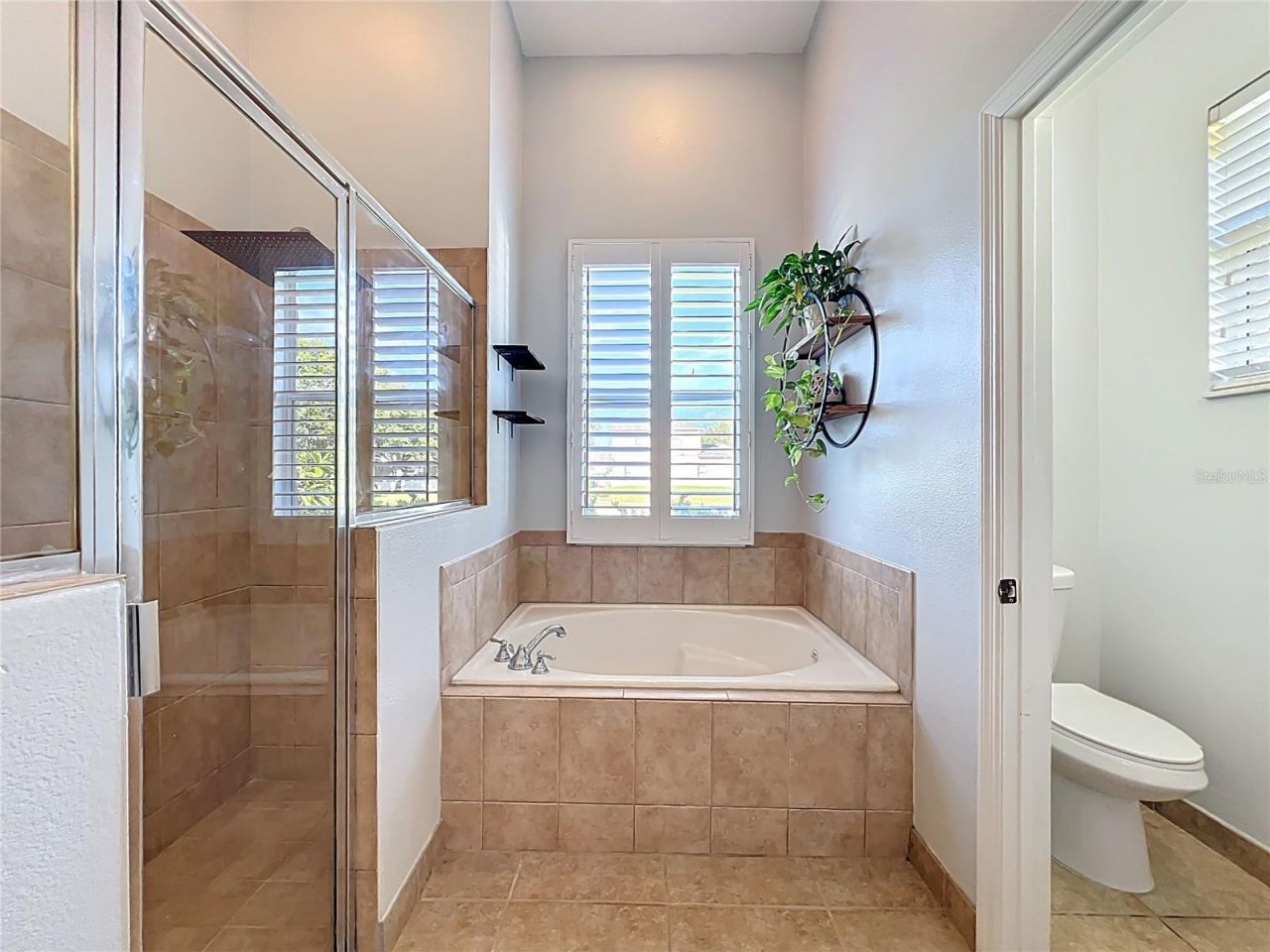 2916 Majestic Isle Drive , Clermont, FL 34711 Photo
