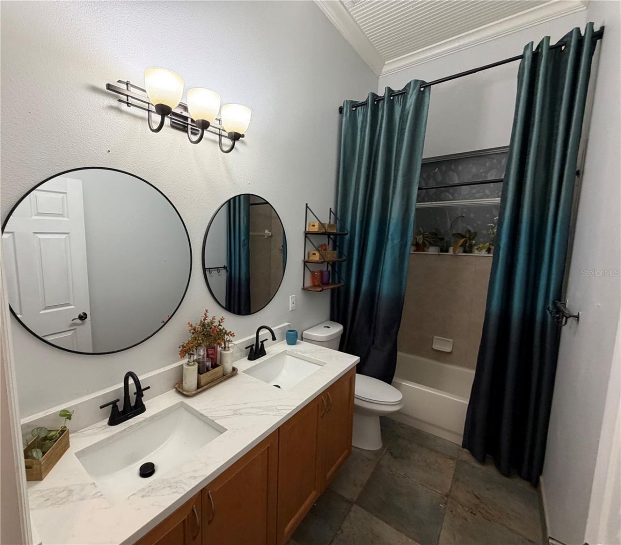 2916 Majestic Isle Drive , Clermont, FL 34711 Photo