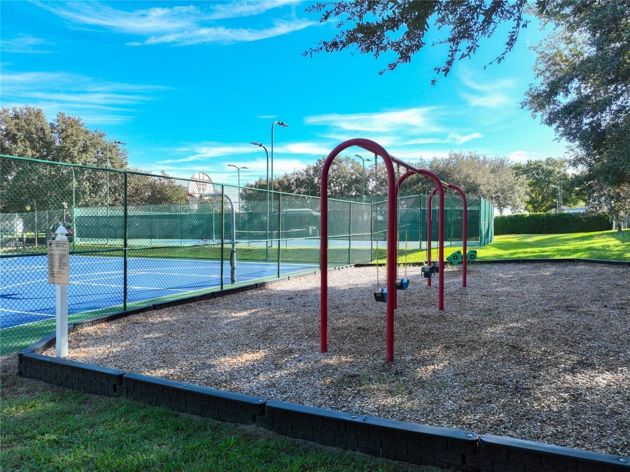 2916 Majestic Isle Drive , Clermont, FL 34711 Photo