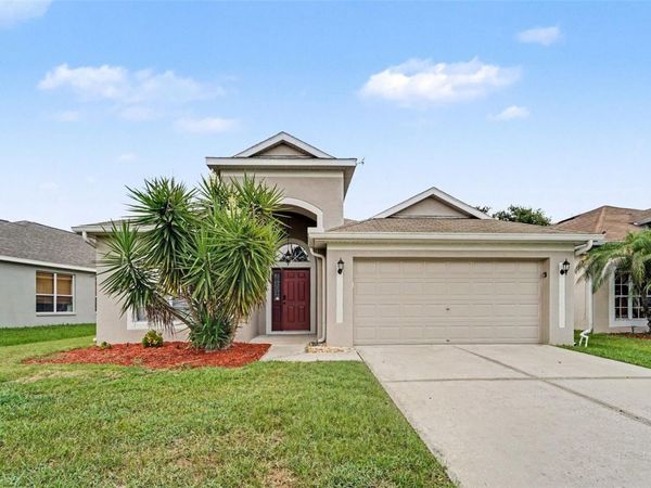 4906 PENNECOTT WAY , WESLEY CHAPEL, FL 33544