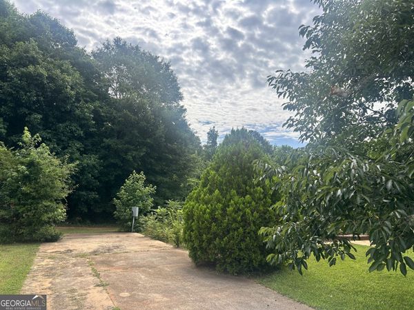 418 Ivy Creek Dr., Nicholson, GA 30565