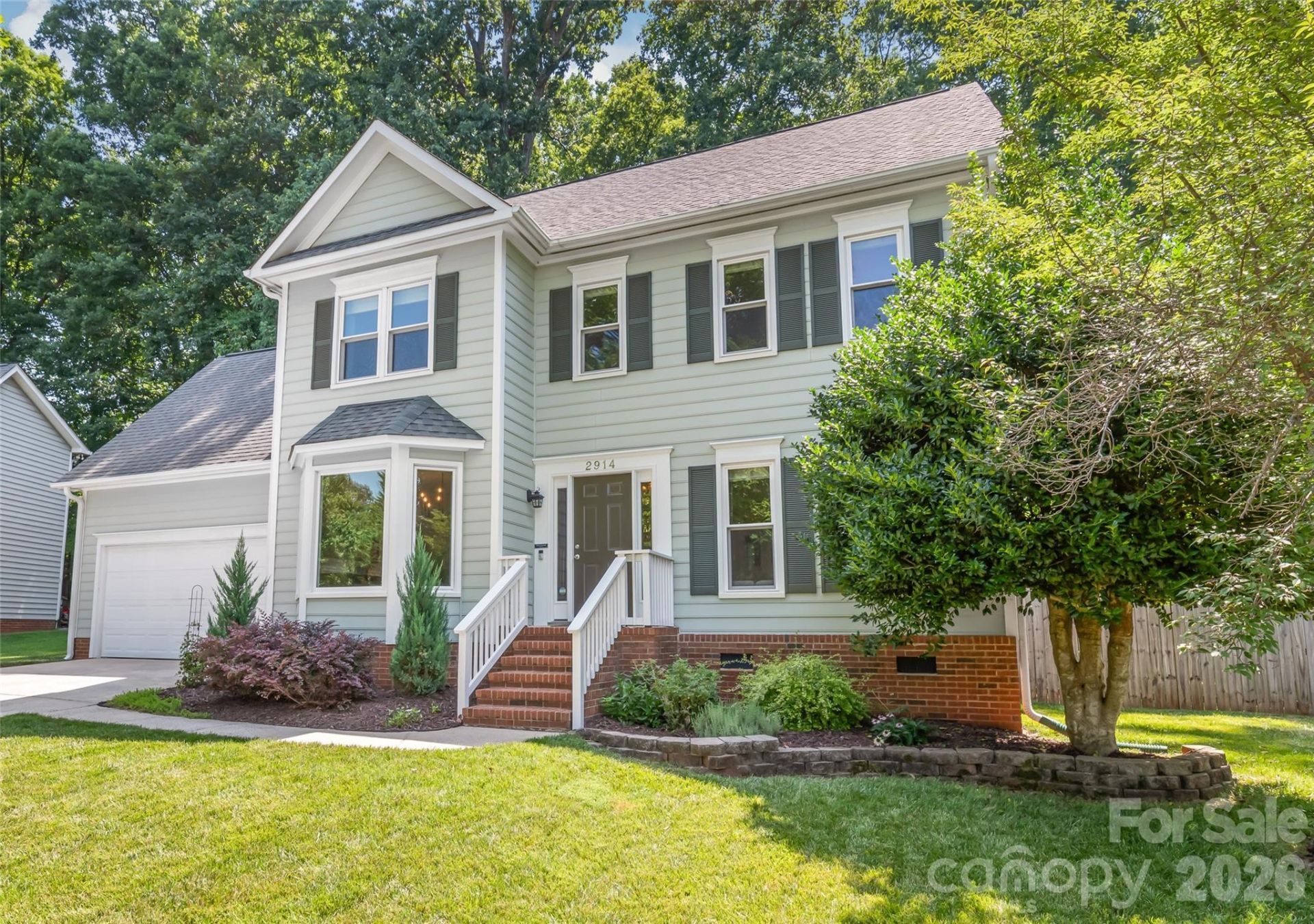 2914 Windsor Chase Drive , Matthews, NC 28105 Main Photo