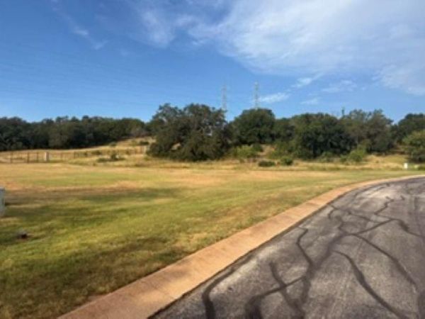 107 James CIR , Horseshoe Bay, TX 78657