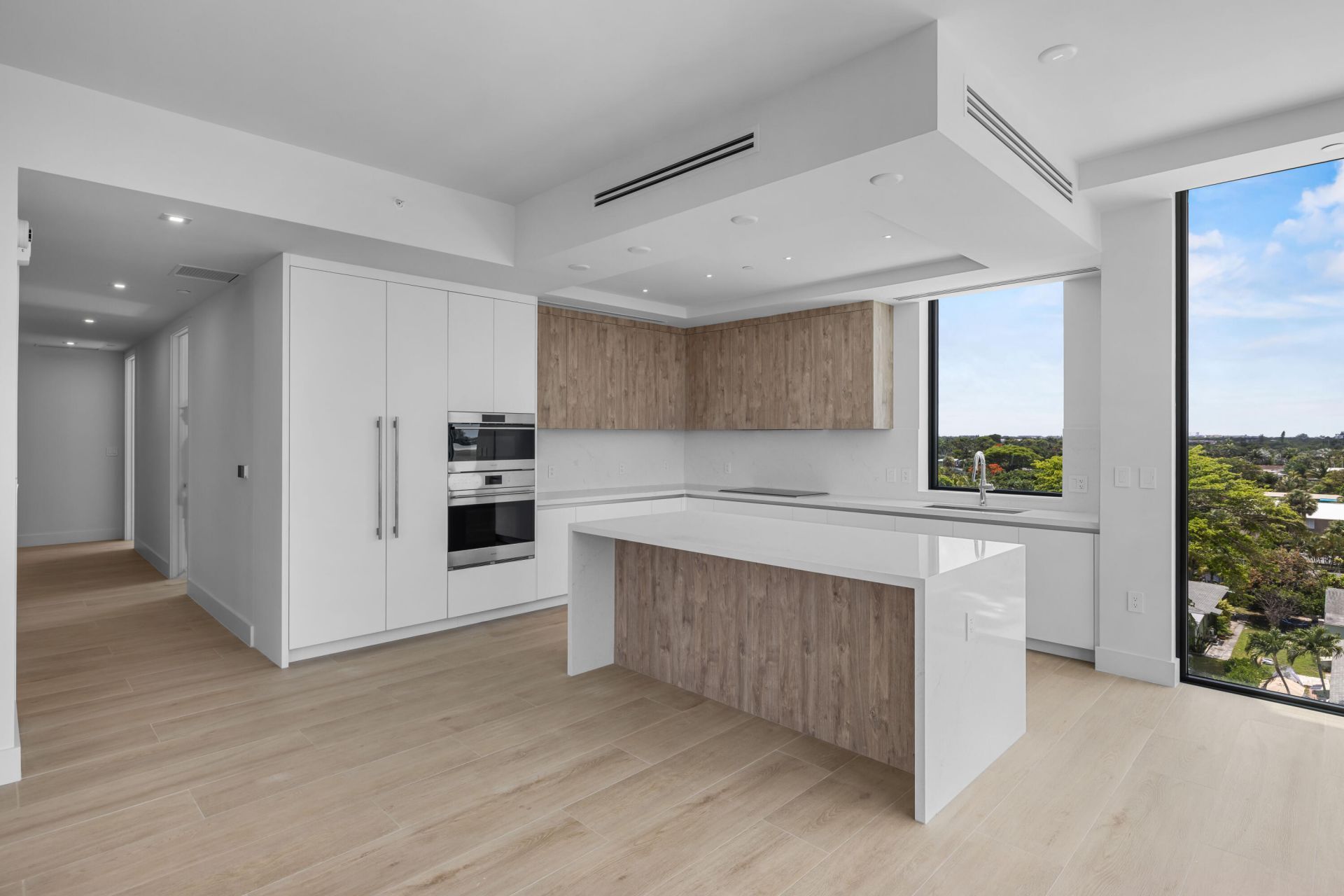 305 Briny Avenue, Unit 506, Pompano Beach, FL 33062 Photo
