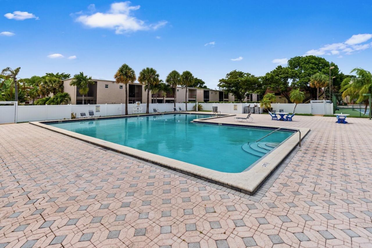 3370 Beau Rivage Drive, Unit 2t, Pompano Beach, FL 33064 Photo