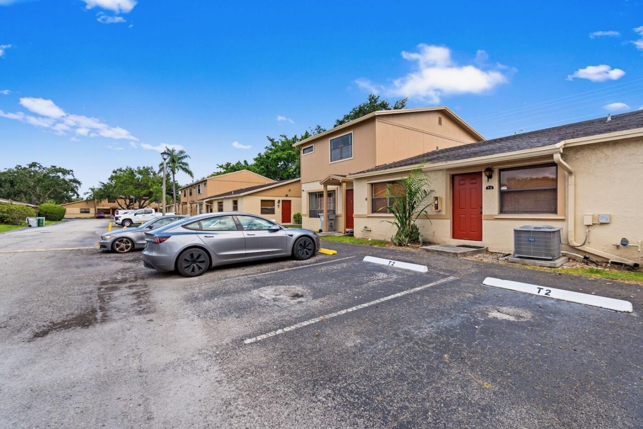 3370 Beau Rivage Drive, Unit 2t, Pompano Beach, FL 33064 Photo