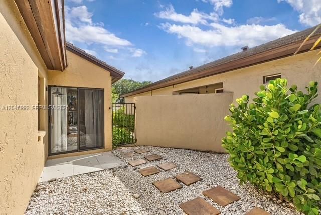 83 N Ironwood Way N , Palm Beach Gardens, FL 33418 Photo