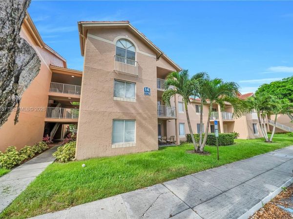 15770 SW 106th Ter, Unit 106, Miami, FL 33196