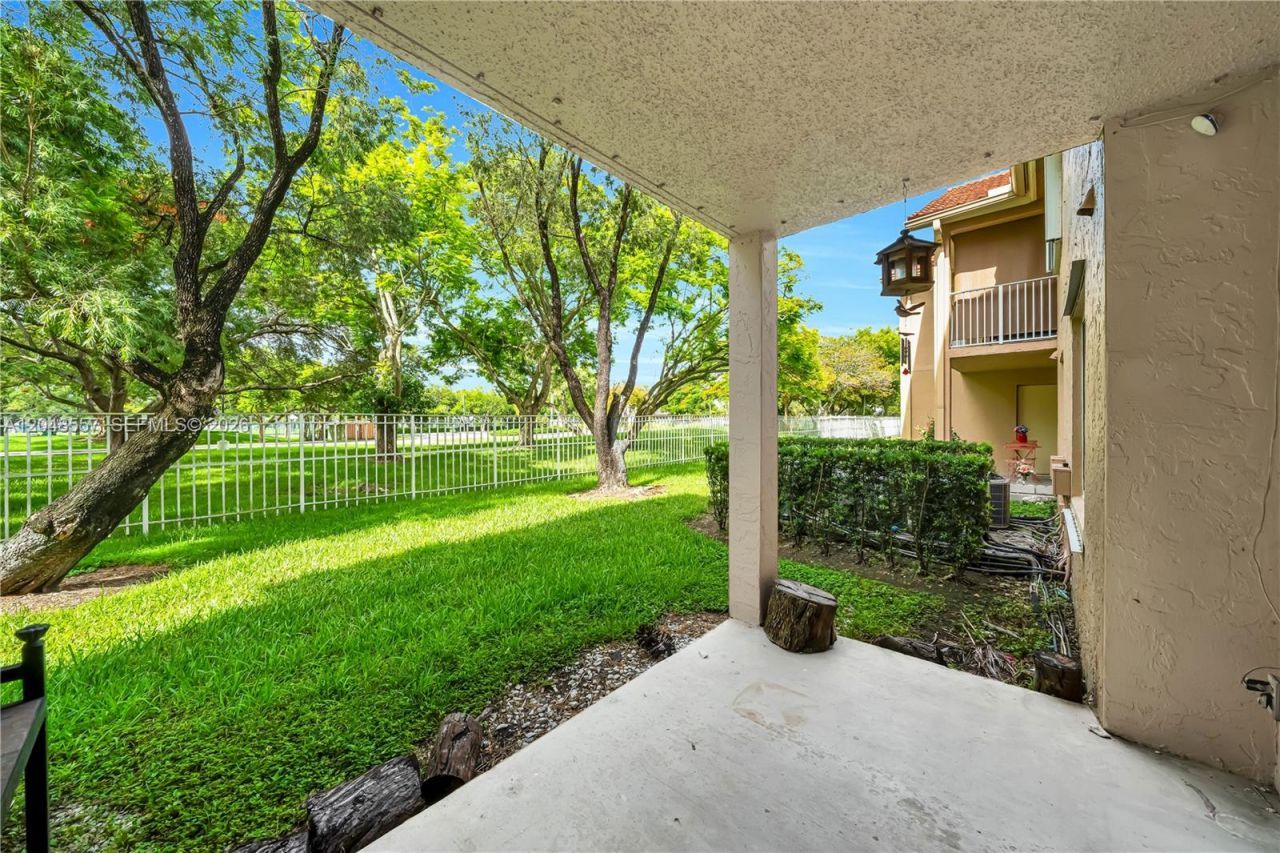 15770 SW 106th Ter, Unit 106, Miami, FL 33196 Photo