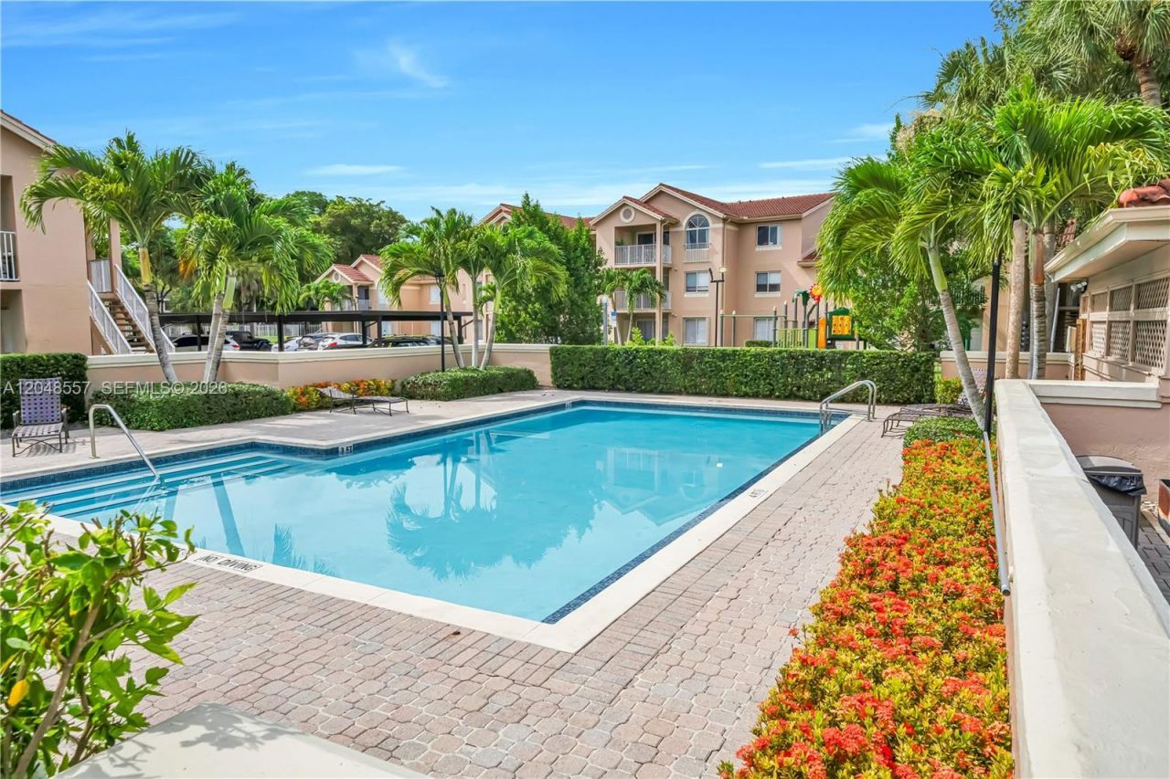 15770 SW 106th Ter, Unit 106, Miami, FL 33196 Photo