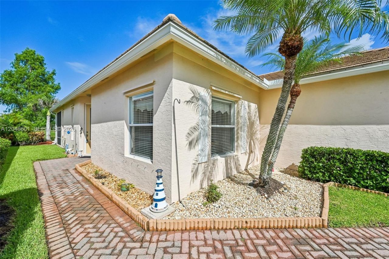 322 SW Tomoka Springs Dr , Port Saint Lucie, FL 34986 Photo