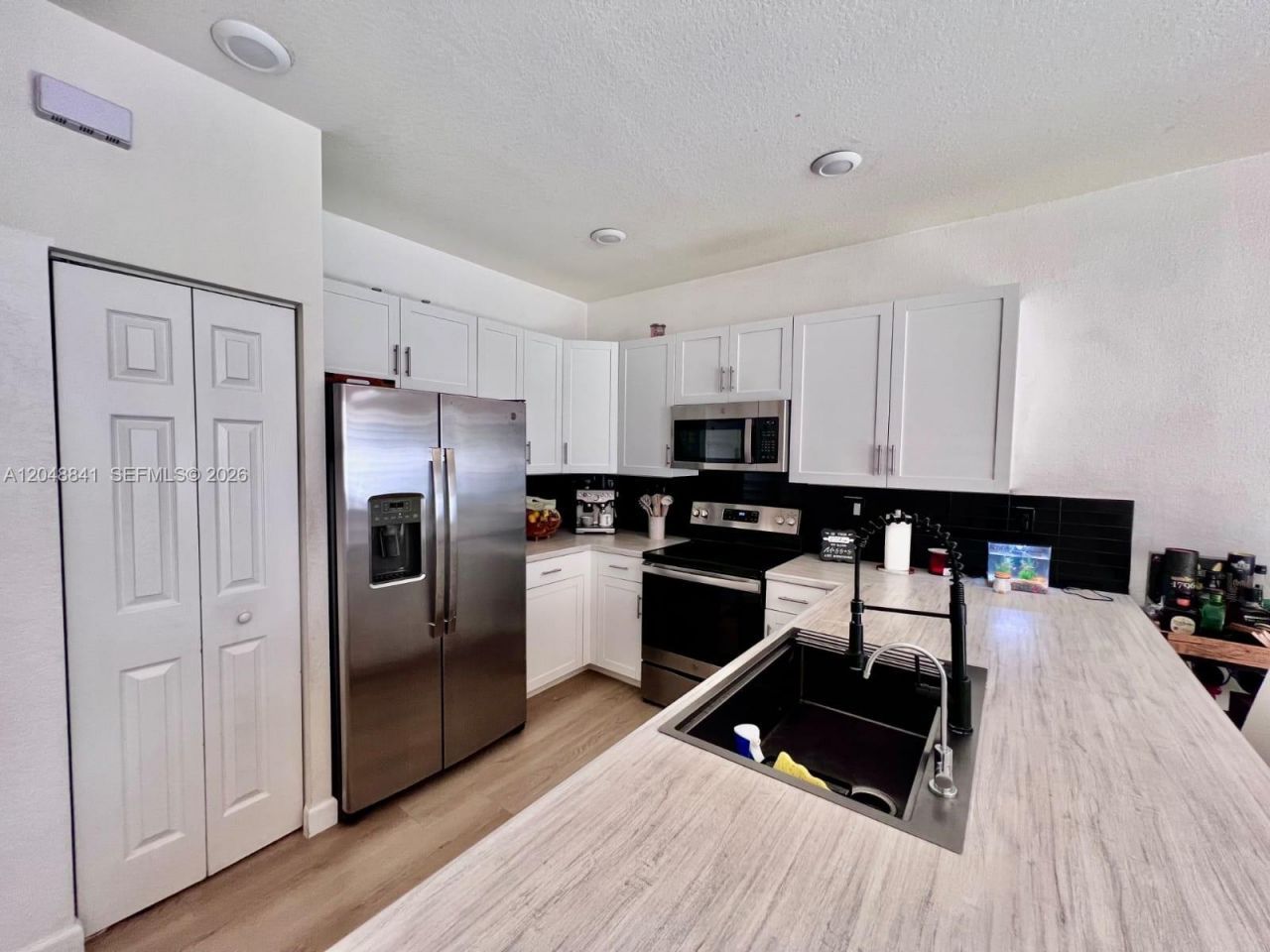 10939 W 32nd Ln, Hialeah, FL 33018 Photo