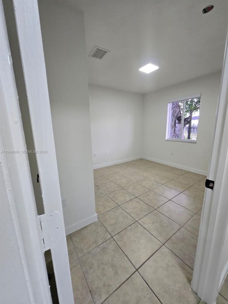 Please Call For Address, Miami, FL 33147 Photo