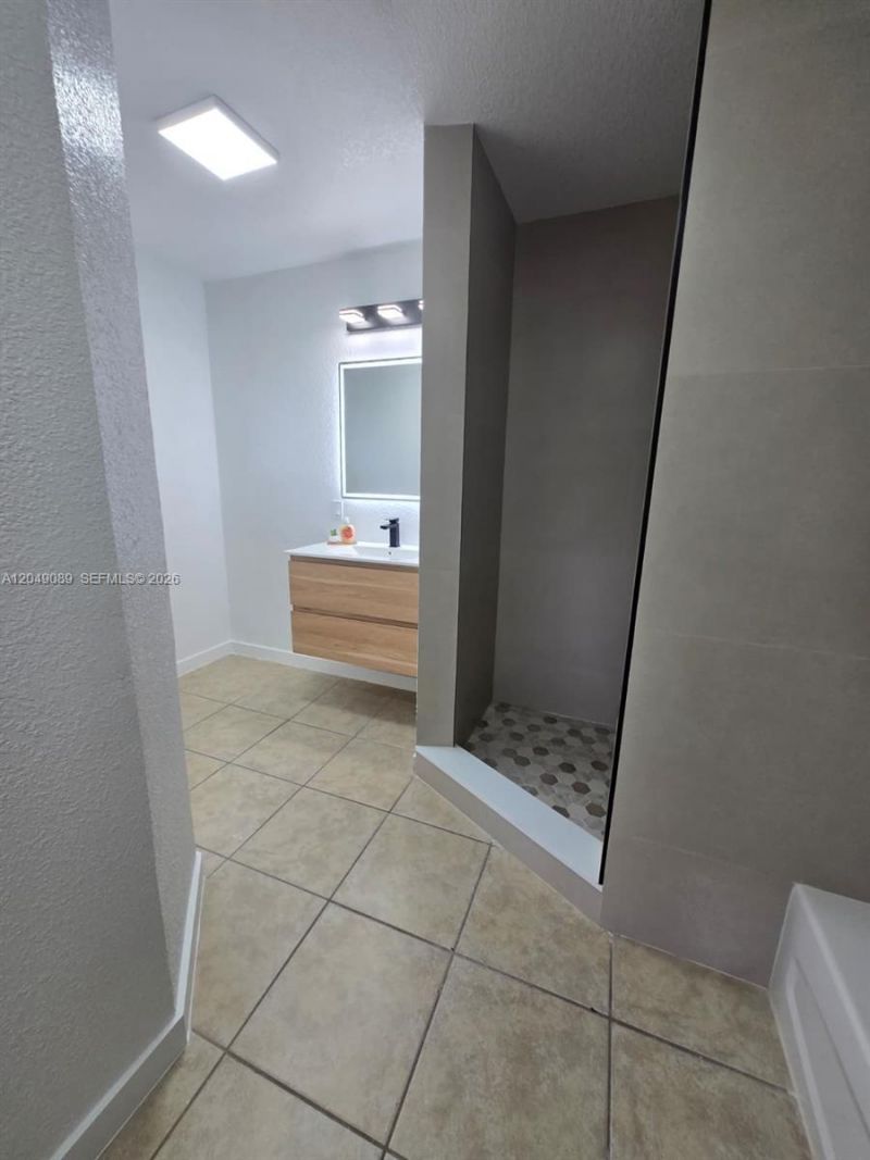 Please Call For Address, Miami, FL 33147 Photo