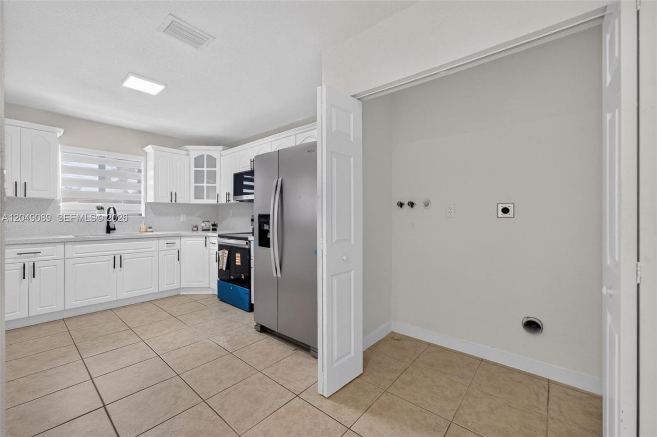 Please Call For Address, Miami, FL 33147 Photo