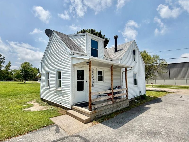 708 Wildman Street, Sandusky, OH 44870 Photo 2