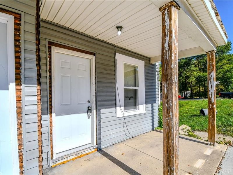 828 E Main Street, Springfield, OH 45503 Photo 15