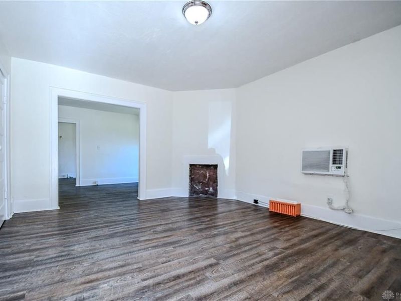 828 E Main Street, Springfield, OH 45503 Photo 16