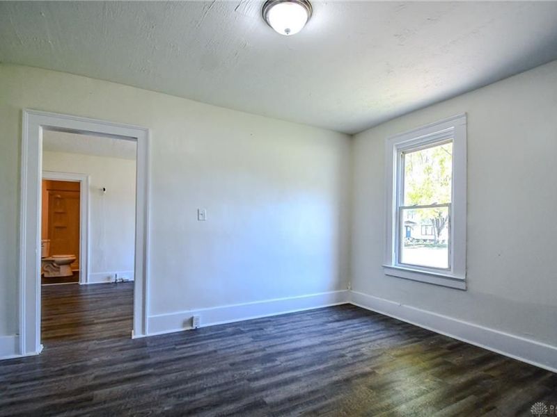 828 E Main Street, Springfield, OH 45503 Photo 17