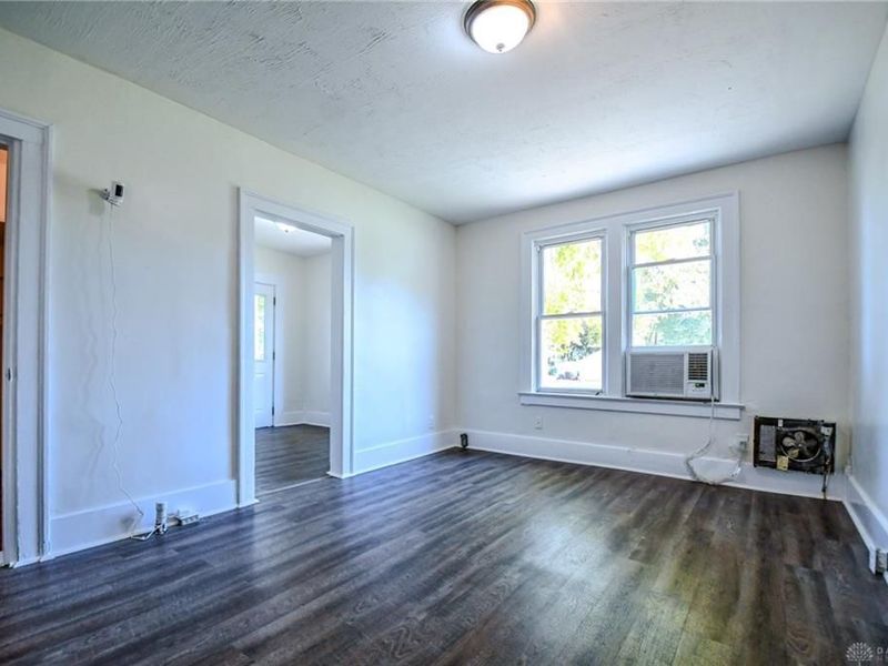 828 E Main Street, Springfield, OH 45503 Photo 20