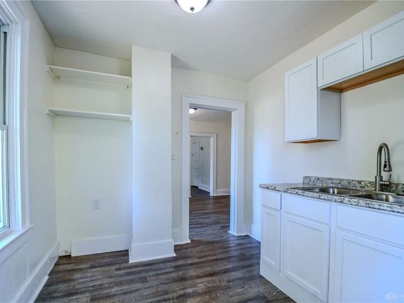 828 E Main Street, Springfield, OH 45503 Photo 23