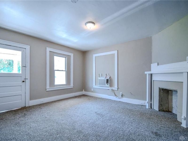 828 E Main Street, Springfield, OH 45503 Photo 26
