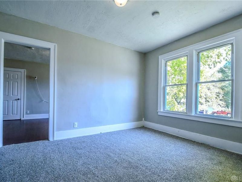 828 E Main Street, Springfield, OH 45503 Photo 38