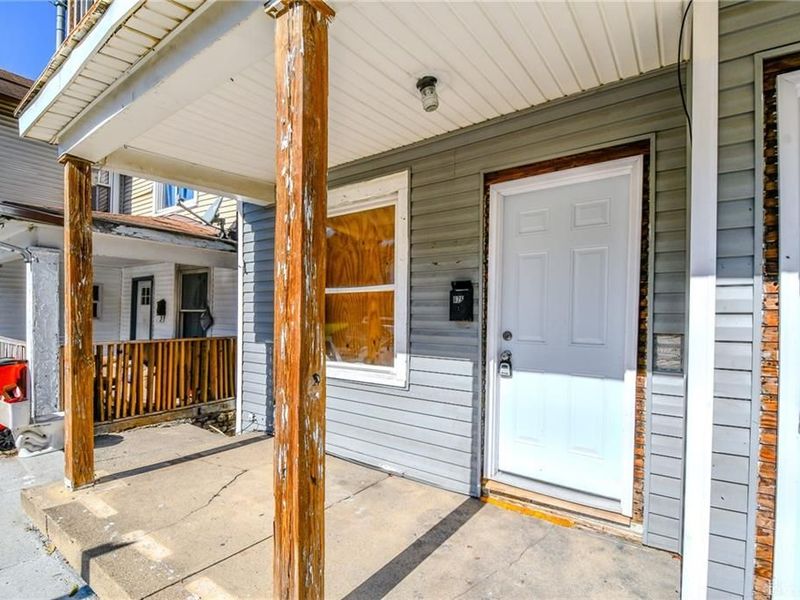 828 E Main Street, Springfield, OH 45503 Photo 5