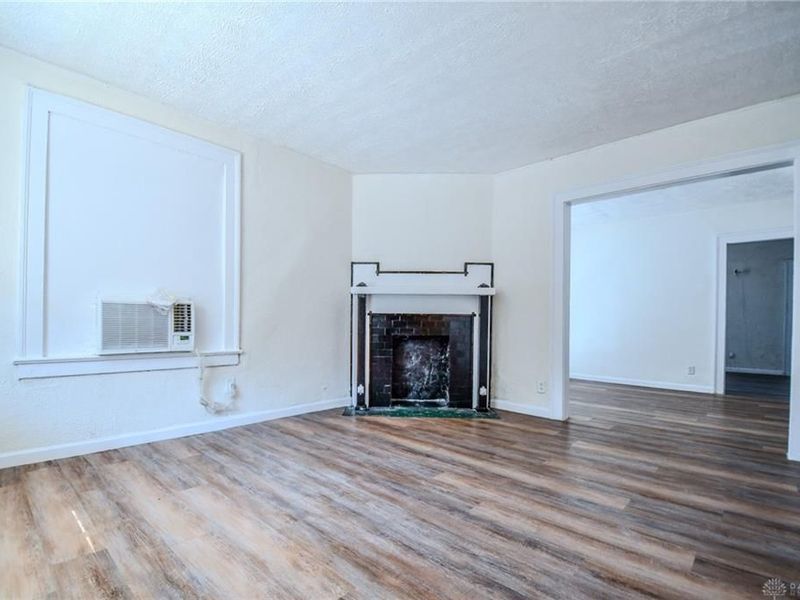 828 E Main Street, Springfield, OH 45503 Photo 6