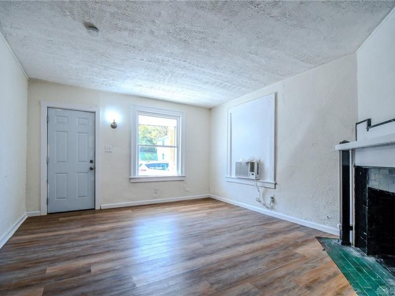 828 E Main Street, Springfield, OH 45503 Photo 7