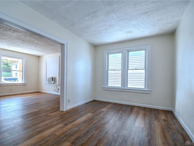 828 E Main Street, Springfield, OH 45503 Photo 9