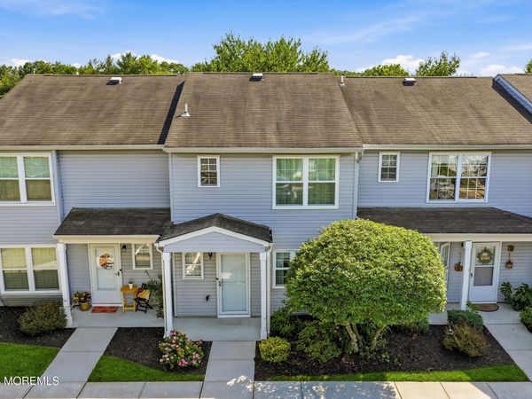 60 County Road, Unit J67, Cliffwood, NJ 07721