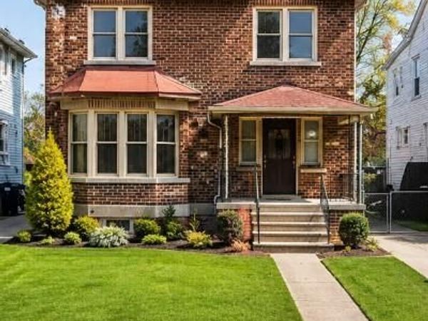 4220 Glendale Street, Detroit, MI 48238