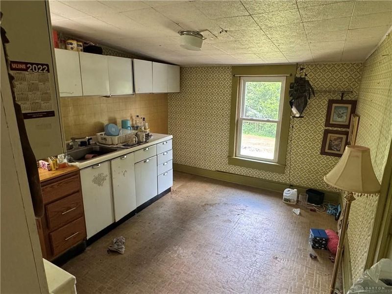 4830 Lower Valley Pike, Springfield, OH 45506 Photo 28