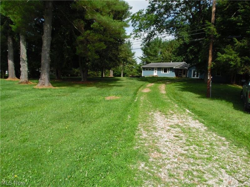 987 Hocking Road, Little Hocking, OH 45742 Photo 1