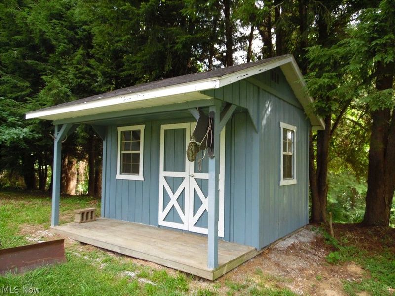 987 Hocking Road, Little Hocking, OH 45742 Photo 11