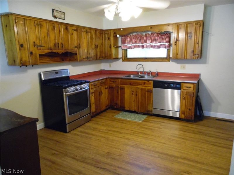 987 Hocking Road, Little Hocking, OH 45742 Photo 23